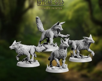 Clever Foxes | 28mm Fox Wolf Miniature Forest Companion for DnD and Tabletop Games | Artisan Guild