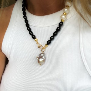 Black Onyx Baroque Pearl Pendant Necklace: 18k Gold Filled Toggle Clasp