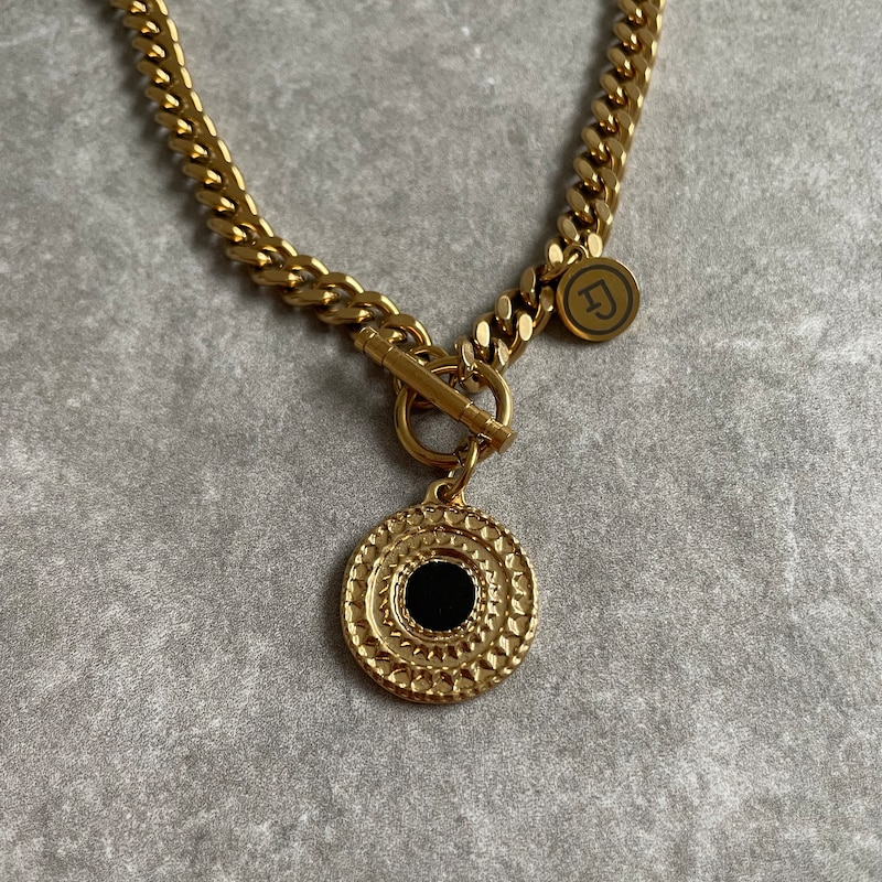 GOLD BYRON TOGGLE NECKLACE