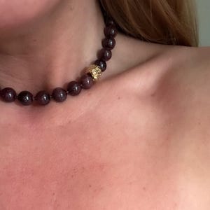 Handmade Garnet Beaded Choker: 18k Gold Plated Details