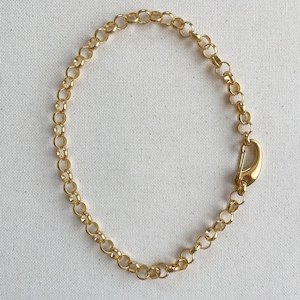 Chunky Gold Rolo Chain Necklace: Statement Choker with Large Clasp