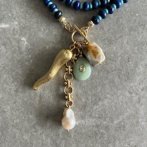 Lapis Lazuli Perlen Multi Charm Halskette: Türkis, Achat, Perle, Horn Bild 6