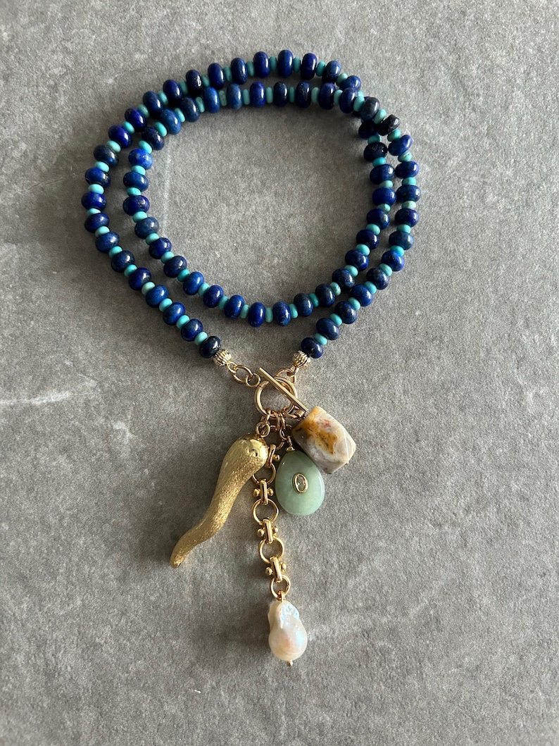Lapis Lazuli Perlen Multi Charm Halskette: Türkis, Achat, Perle, Horn Bild 7