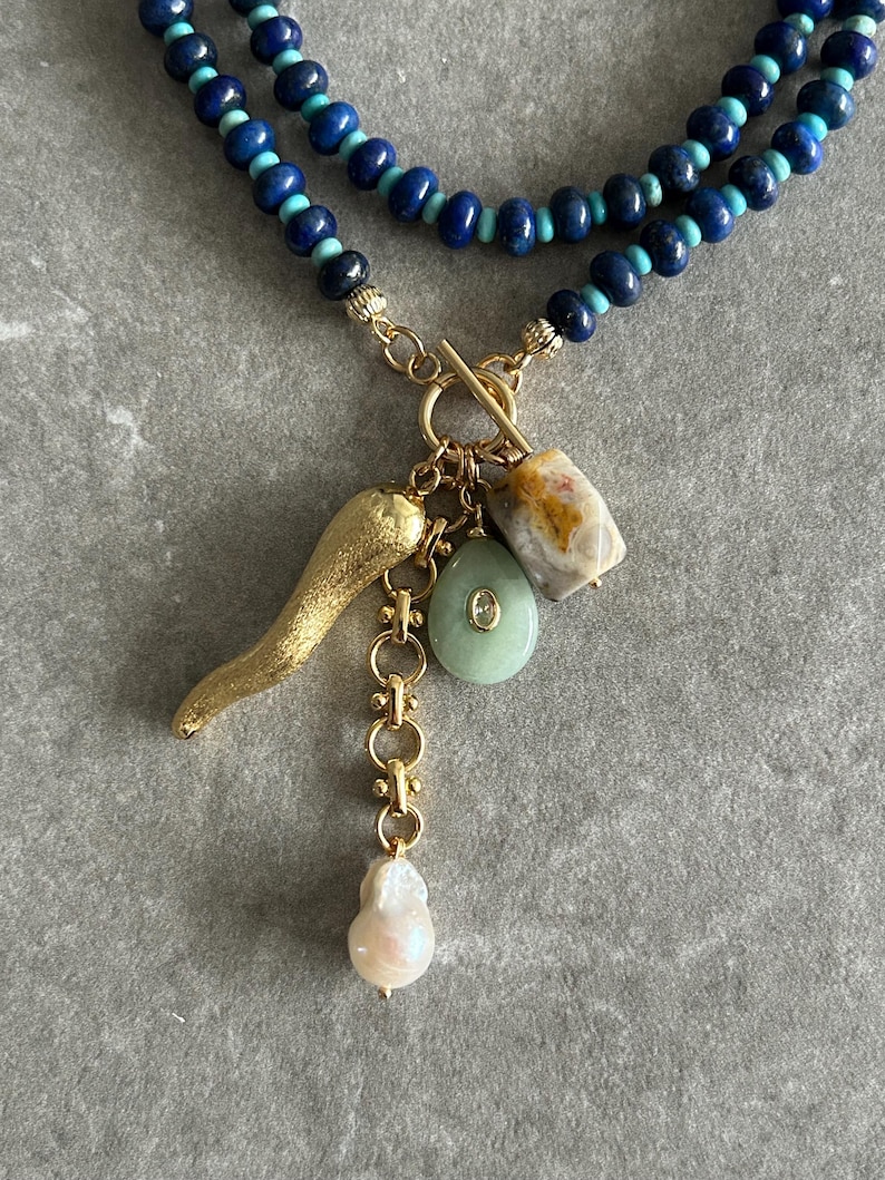 Lapis Lazuli Perlen Multi Charm Halskette: Türkis, Achat, Perle, Horn Bild 4