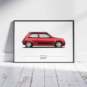 Puede incluir: Una ilustración de un coche Renault 5 Turbo 2 rojo, enmarcado en negro. El coche se muestra de perfil con ruedas negras y una franja negra a lo largo del lateral. La impresión está firmada con "Handcrafted".