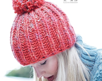 Ladies Chunky Pom Pom Beanie