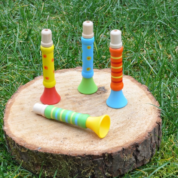 bunte Trompete aus Holz für Kinder - Ostern, Kindergeburtstag, Holzspielzeug, Spielzeug