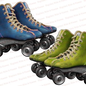 Pu&ograve; includere: Due paia di pattini a rotelle vintage. Un paio &egrave; blu con lacci gialli e l'altro paio &egrave; verde con lacci bianchi.