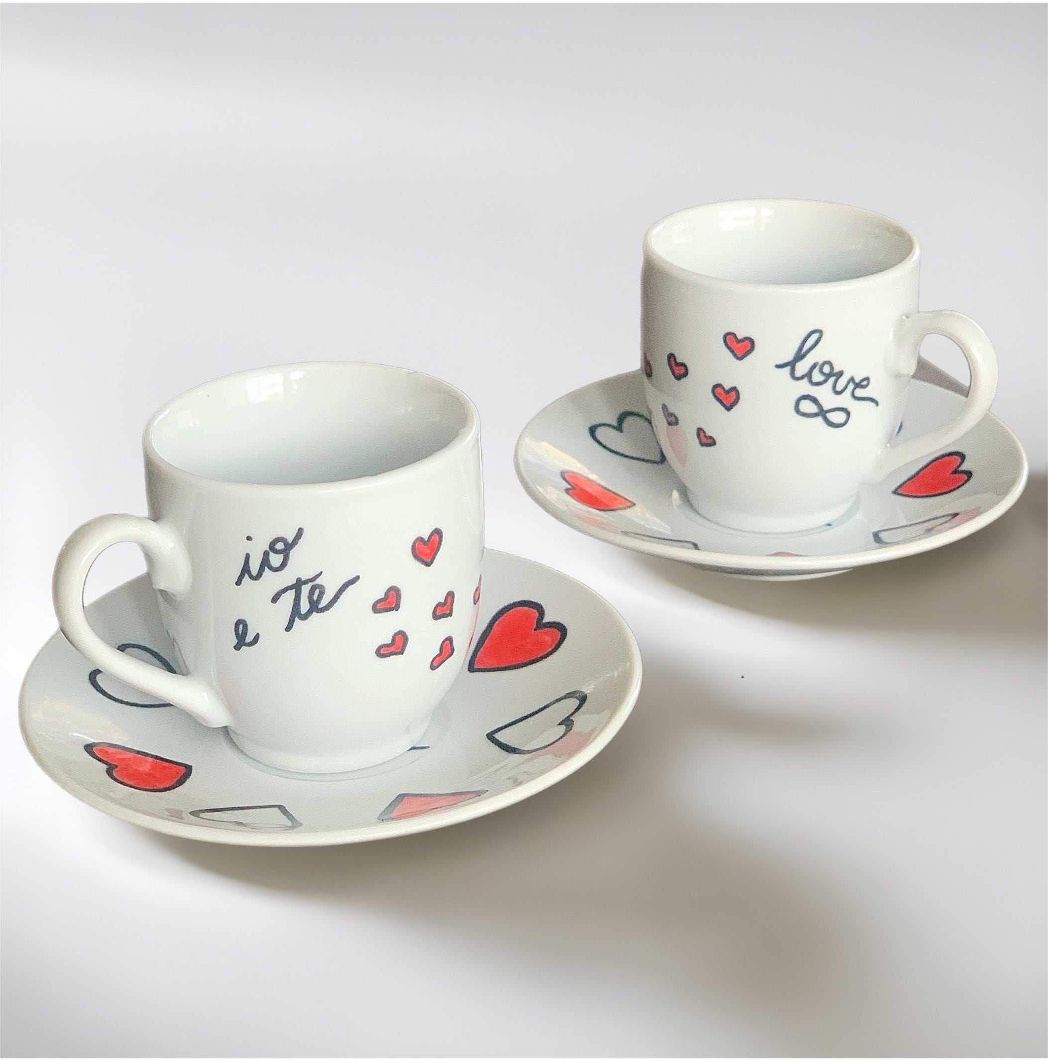 Cheardia Set di 2 tazze da caffè in ceramica Mr and Mrs da 340 ml