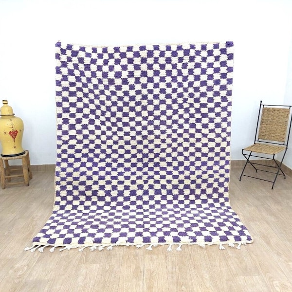 Tapis à carreaux, Tapis en damier au laine, Tapis Marocain tissé à la main, Tapis Blanc Mauve, Tapis Berbère Original, Tapis personnalisé