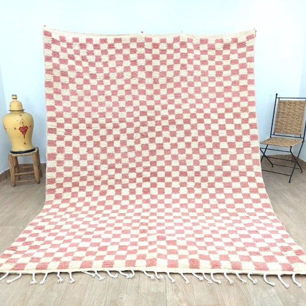 Superbe Tapis au laine, Tapis damier blanc rose, Tapis Marocain Berbère, Grand Tapis à carreaux tissé à main, Tapis Tribal artistique