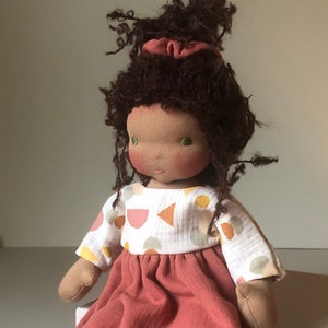 Maliya, Waldorfpuppe, Puppe, Stoffpuppe, Doll, waldorfinspired, Puppe nach Waldorfart, Maikind, Maipuppe Bild 1