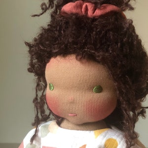 Maliya, Waldorfpuppe, Puppe, Stoffpuppe, Doll, waldorfinspired, Puppe nach Waldorfart, Maikind, Maipuppe Bild 3