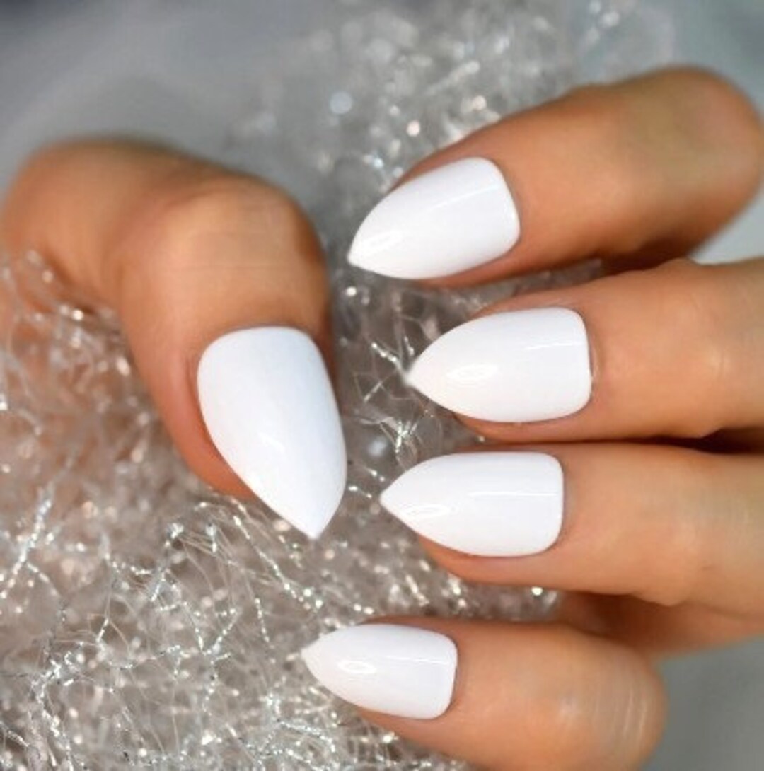 White Pointed Acrylic Nails
