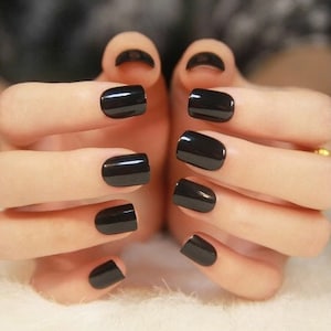 Glue On Press On Nails - Short Rounded Square - Black