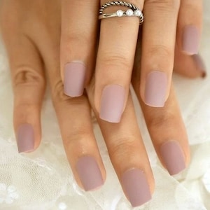 Glue On Press On Nails - Short-Medium Square - Mauve Matte