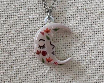 Handmade Sleepy Moon Face Necklace | Hand-Painted Autumn Floral Pendant | Whimsical Celestial Jewellery