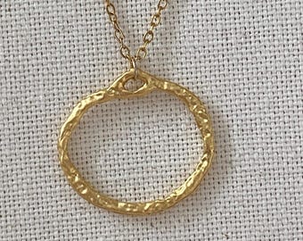 Handmade Hammered Gold Circle Necklace | Organic Textured Ring Pendant | Minimalist Witchy Jewellery