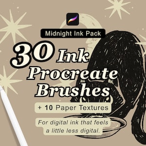 Op de afbeelding: Een digitale productafbeelding getiteld Midnight Ink Pack met 30 Procreate Ink penselen en 10 papiertexturen. Het ontwerp bevat een illustratie van een zwarte kat, een halve maan, sterren en de tekst For digital ink that feels a little less digital.