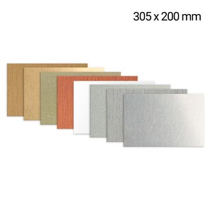 Könnte beinhalten: Ein Satz aus 10 verschiedenen farbigen Blechen, jedes mit einer Größe von 305 x 200 mm. Die Bleche sind in einer Reihe angeordnet, wobei die hellste Farbe oben und die dunkelste Farbe unten ist.