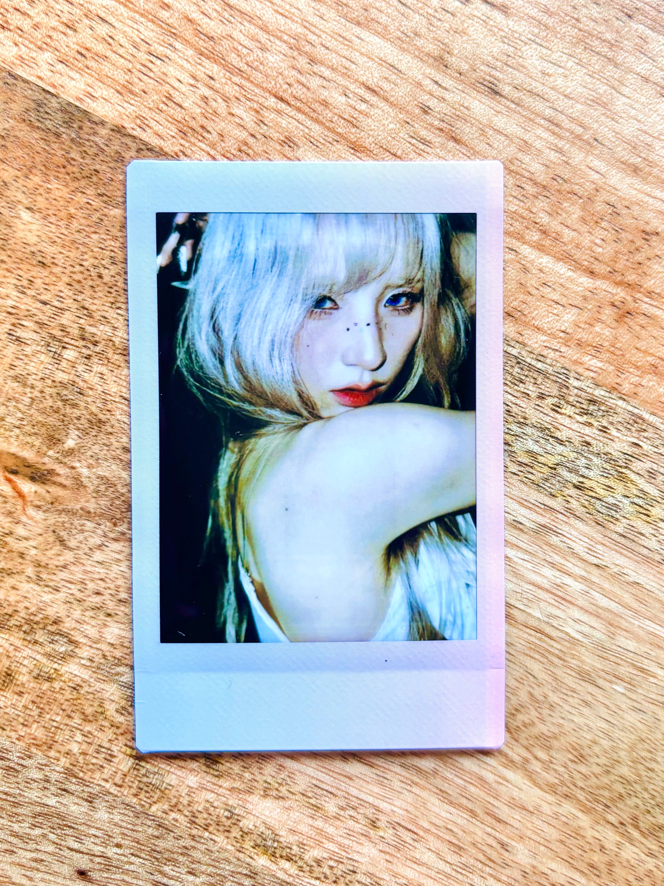 artms loona ヒジン　ポラ　チェキ　heejin ARTMS Heejin【limited Macaron Film】'virtual Angel' Instax