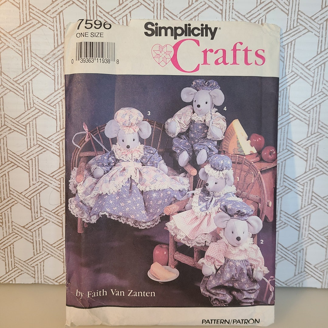 半額満載！スーパーSALE グランドセール！ 1991 Vintage 7596 Simplicity Faith by Pattern Sewing Crafts 裁縫材料