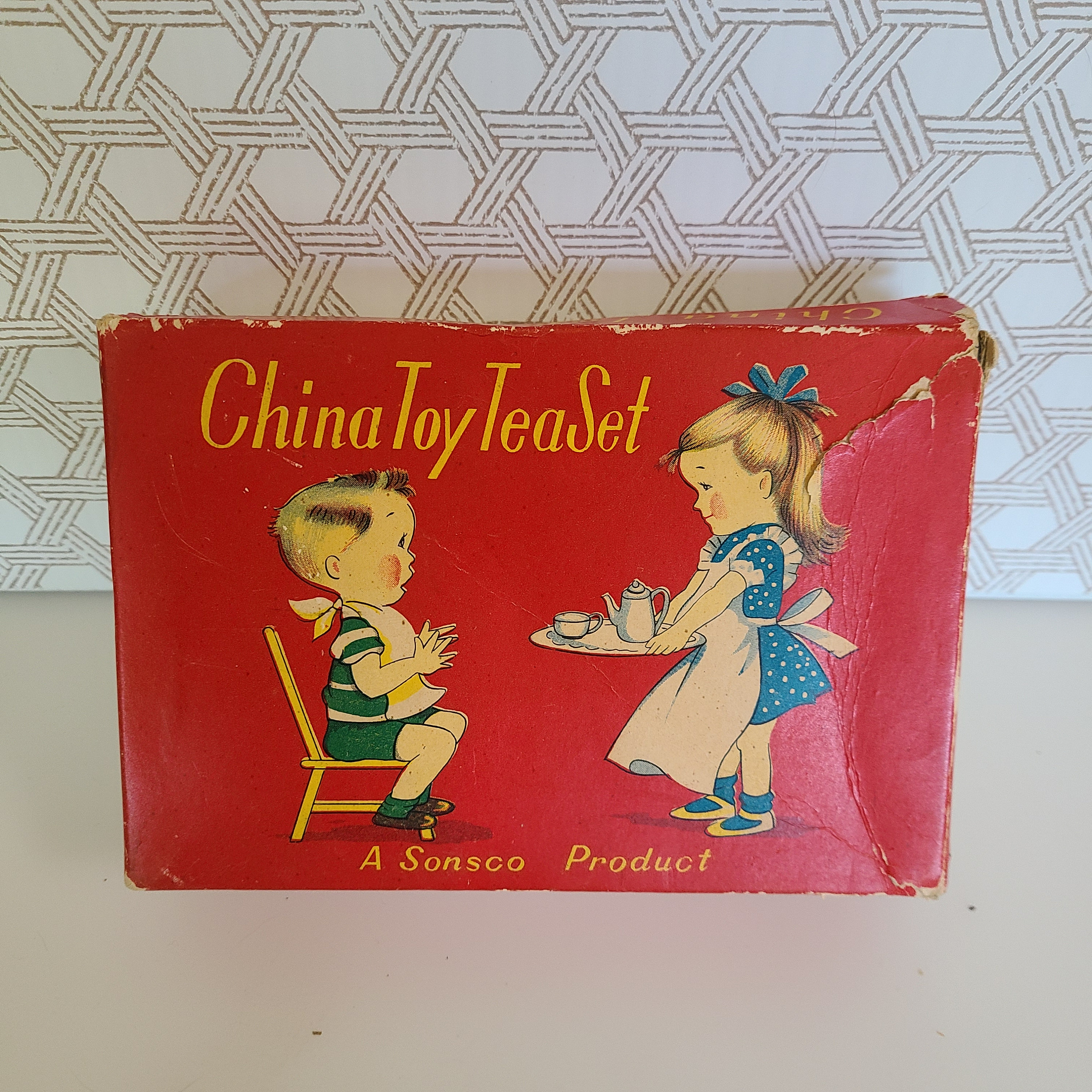 A Sonsco Product Miniature China Tea Set. Made in Japan. Serves 4