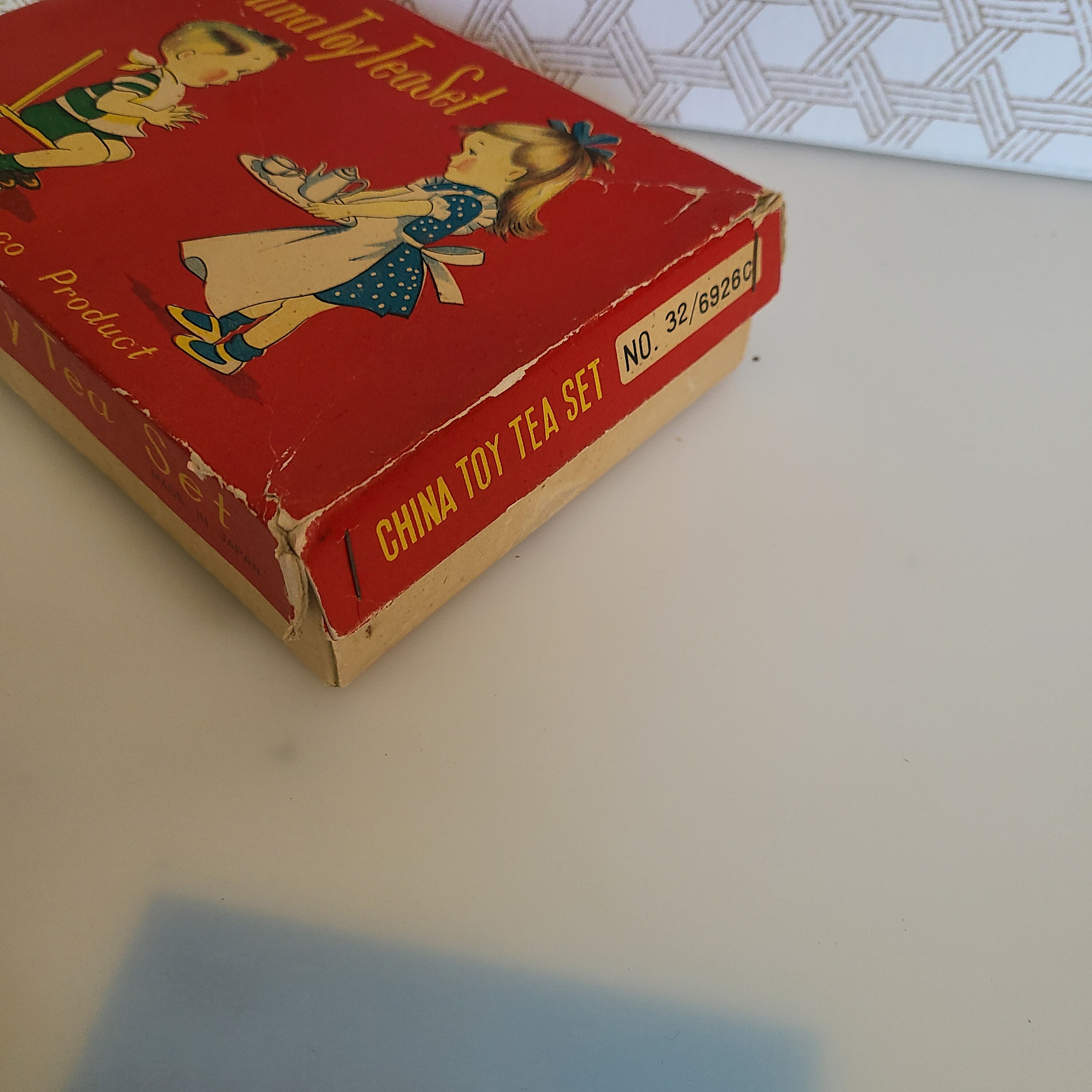 A Sonsco Product Miniature China Tea Set. Made in Japan. Serves 4