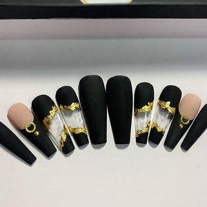 Althena | 10 Luxury Press On Nails | glass nails | black gold nails