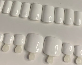 Matching white | finger and toe nail | Luxury Press On Nails