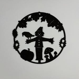 Fenster oder Wand Dekoration - Herbst mit Vogelscheuche - aus Holz , Herbstdeko zum aufhängen, Geschenk Blätter, Ahorn, Apfel, Pilz, Rabe