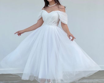 White tulle hotsell gown