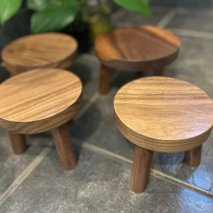 Live-Edge Walnut Stools.  Build Your Own.  Three Leg Stool.  Milking Stool.  Decorative Stool.  Custom sizes