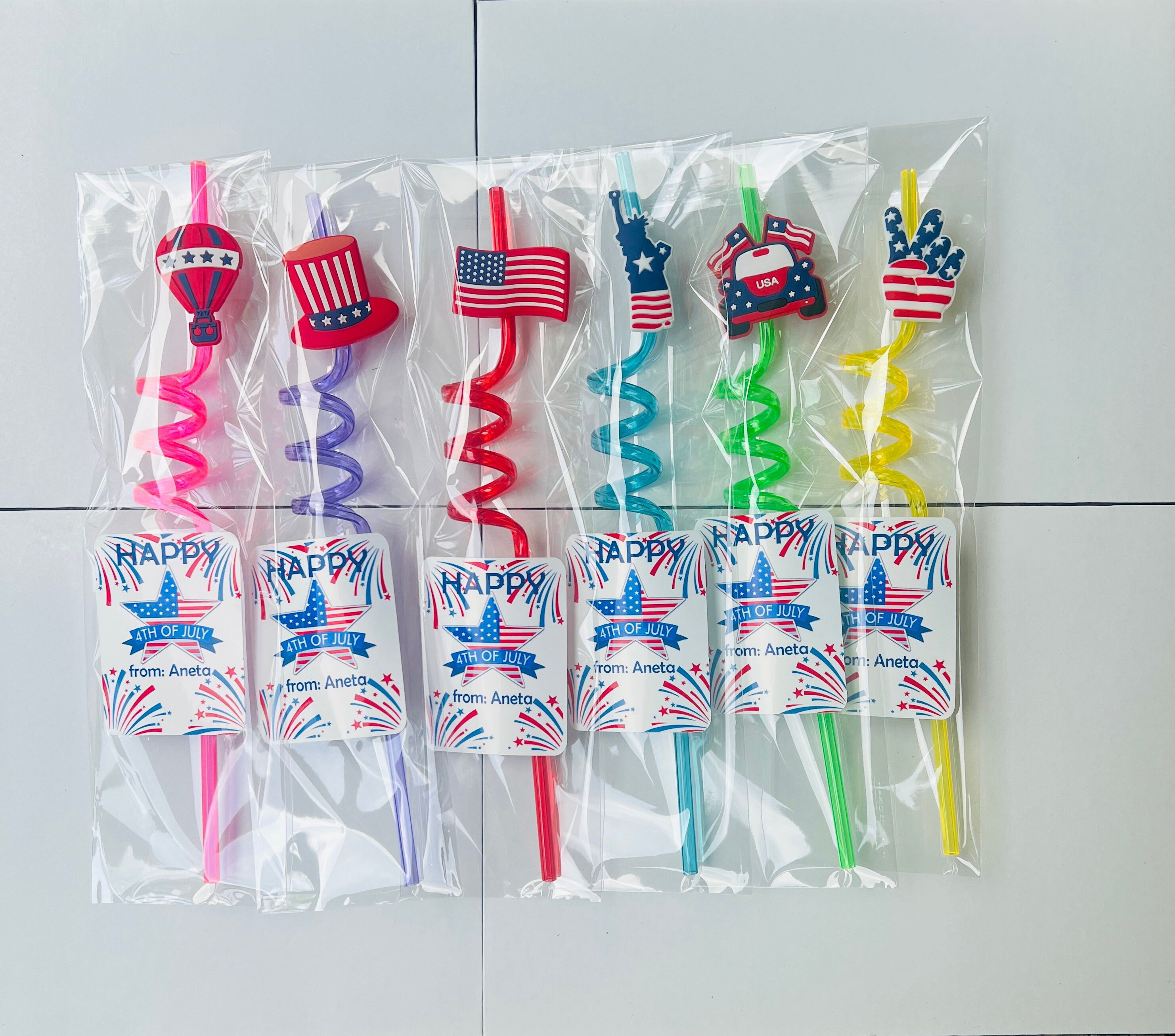 100 Partytüten Zum 4. Juli | Patriotisch Mit Sternen & Feuerwerk | 25x16,5 Cm Mit Griff