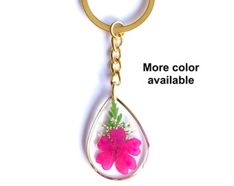 Resin real flower keychain /Dried flower Keychain /Pressed flower keychain/Gift for her