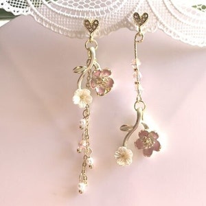 Flower long dangle earrings/flower earrings/  Mismatched Earrings/ cute flower earrings/Gift for women