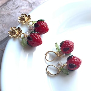 Fruit earrings/ Strawberry earrings/ Glass strawberry drop earrings/ Food earrings/  gift for her