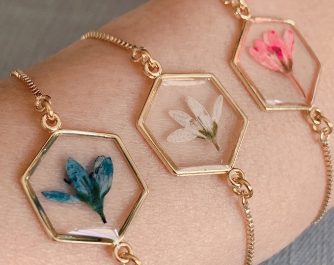 14k Gold Plated bracelet with real dried flower for bridesmaids or daily wear.