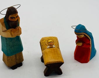 Hand Carved Lotte Sievers-Hahn, German Holy Family, Crèche / Nativity.  Incredibly Perfect and Beautiful!