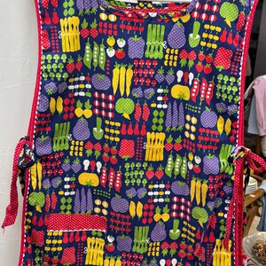 Lovely Vintage, Handmade, Reversible Apron