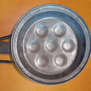 Early French Copper Escargot Pan