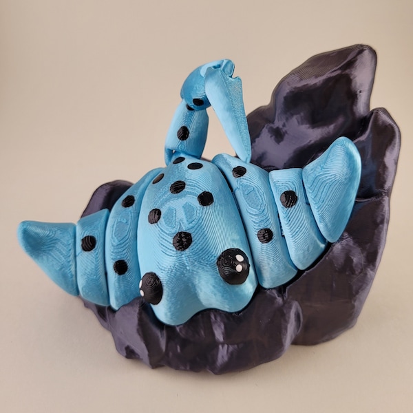 Stingray Articulated Fidget Buddy on Display Rock - Manta Ray - 3D Printed - Authorized Seller