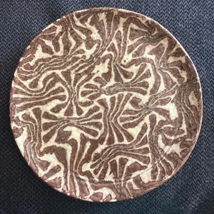 Vintage Mid Century Marbled Studio Art Pottery 3 Footed Plate - Hand Built Nerikomi Agateware Ceramic Pedestal Dish - MCM Abstract Swirl