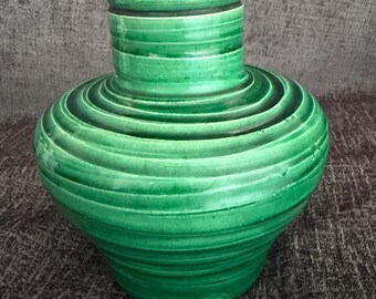 Antique Japanese Awaji Pottery Spun Ribbed Vase, 1920s Emerald Green Art Deco Ceramic Vessel, Hand Thrown Studio Pottery, Taisho Era Mingei