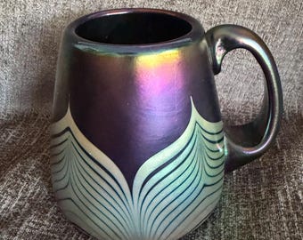 1989 Stuart Abelman Iridescent Art Glass Mug - Heavy Pulled Feather Purple Gold Peacock Design - Studio Hand Blown Cup Chalice Signed