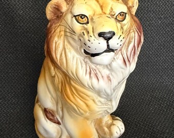 Vintage Italian Majolica Ceramic Lion Figurine - Made in Italy 1970s Hand Painted Sitting Leo Lion Statue - Hollywood Regency Decor