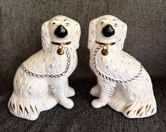Vintage Staffordshire Dogs Pair - White & Copper Gold Luster 1950s Large King Charles Cavalier Spaniel Figurines - Old English Country Decor