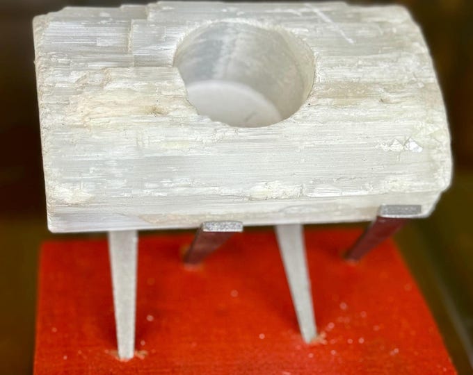 Vintage Hand cut Natural Selenite Brazil Tealight Candleholder Crystal Charger