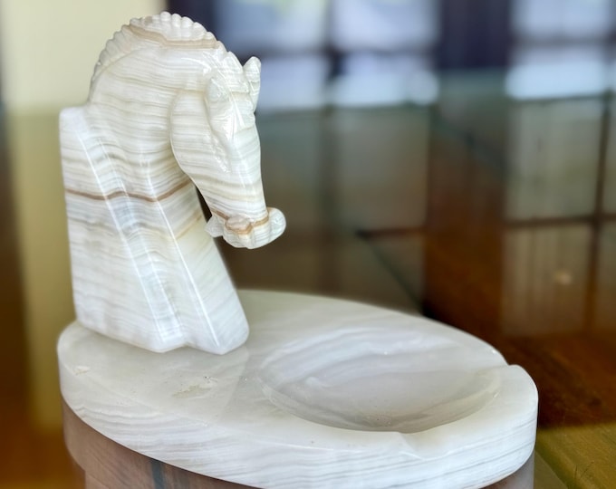 Vintage Hand Carved Sculptured White Marble Onyx Agate Trojan Horse Head Astray