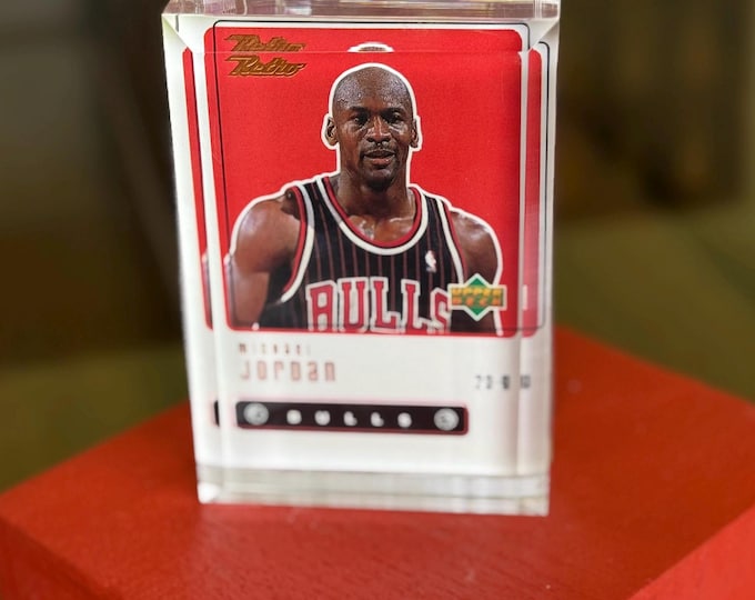 Michael Jordan 1999 Upper Deck Retro 1 NBA Chicago Bulls Basketball Crystal Case